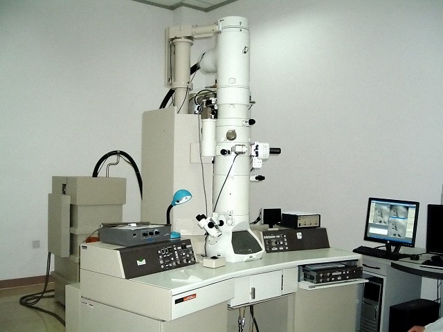 实验室高精度显微镜